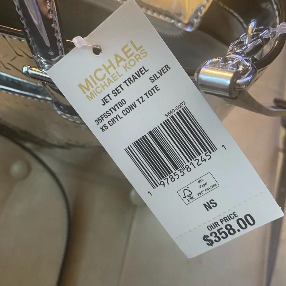 Michael Michael Kors jet Set Silver Tote Bag - Picture 2 of 10